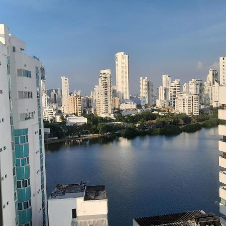 Oceanside 3-Bedroom Apartment In Fun Tourist Area Картахена Экстерьер фото