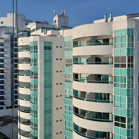 Oceanside 3-Bedroom Apartment In Fun Tourist Area Картахена Экстерьер фото