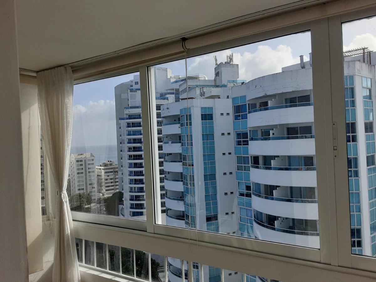 Oceanside 3-Bedroom Apartment In Fun Tourist Area Картахена Экстерьер фото